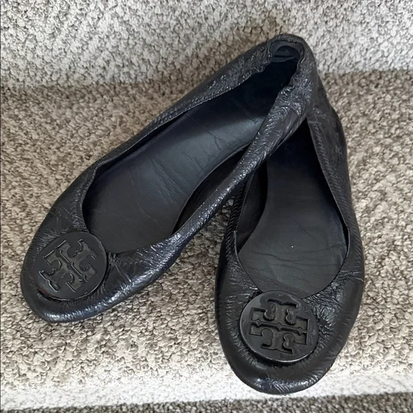 Tory Burch patent Leather Women's Ballet Flats with Logo Medallion - Picture 1 of 5